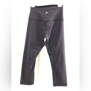 LULULEMON ATHLETICA Navy Blue Align gym capri teen XS youth (women sz 4) Euc